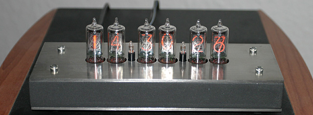 CD81 nixie clock - flash photo